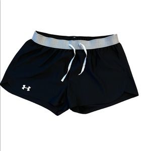 Ladies Under Armour Play Up shorts Black & White